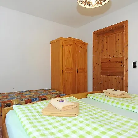 Apartment Pradler 1 *