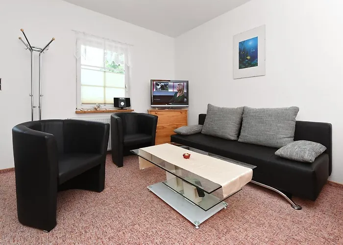 アパート Pradler 1 カロリーネンジール